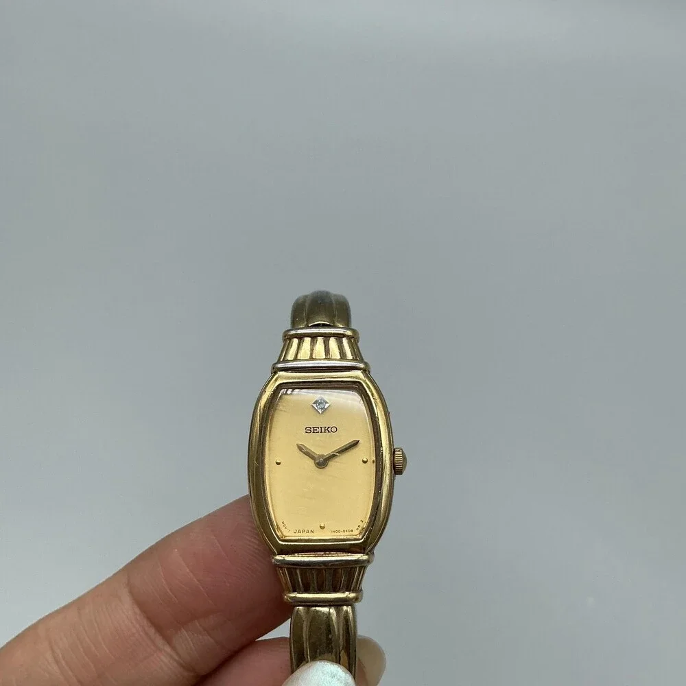 Vintage Seiko Womens Watch 16mm Gold Tone 1N00-0AP0 New Battery 6.75
